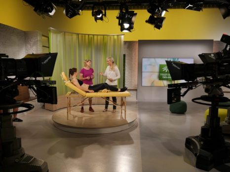Gitte Baumeier mit Dr. Franziska Rubin im „Hauptsache gesund“ Studio Gitte Baumeier mit Dr. Franziska Rubin im „Hauptsache gesund“ Studio